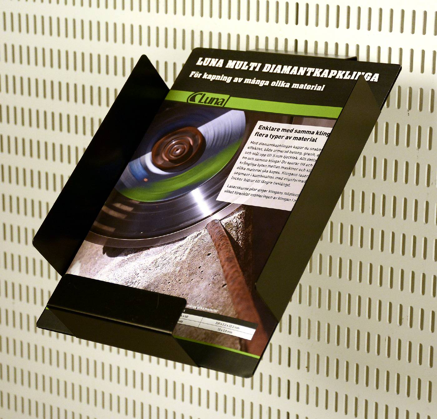 LEAFLET HOLDER - Precision measuring instruments | Limit